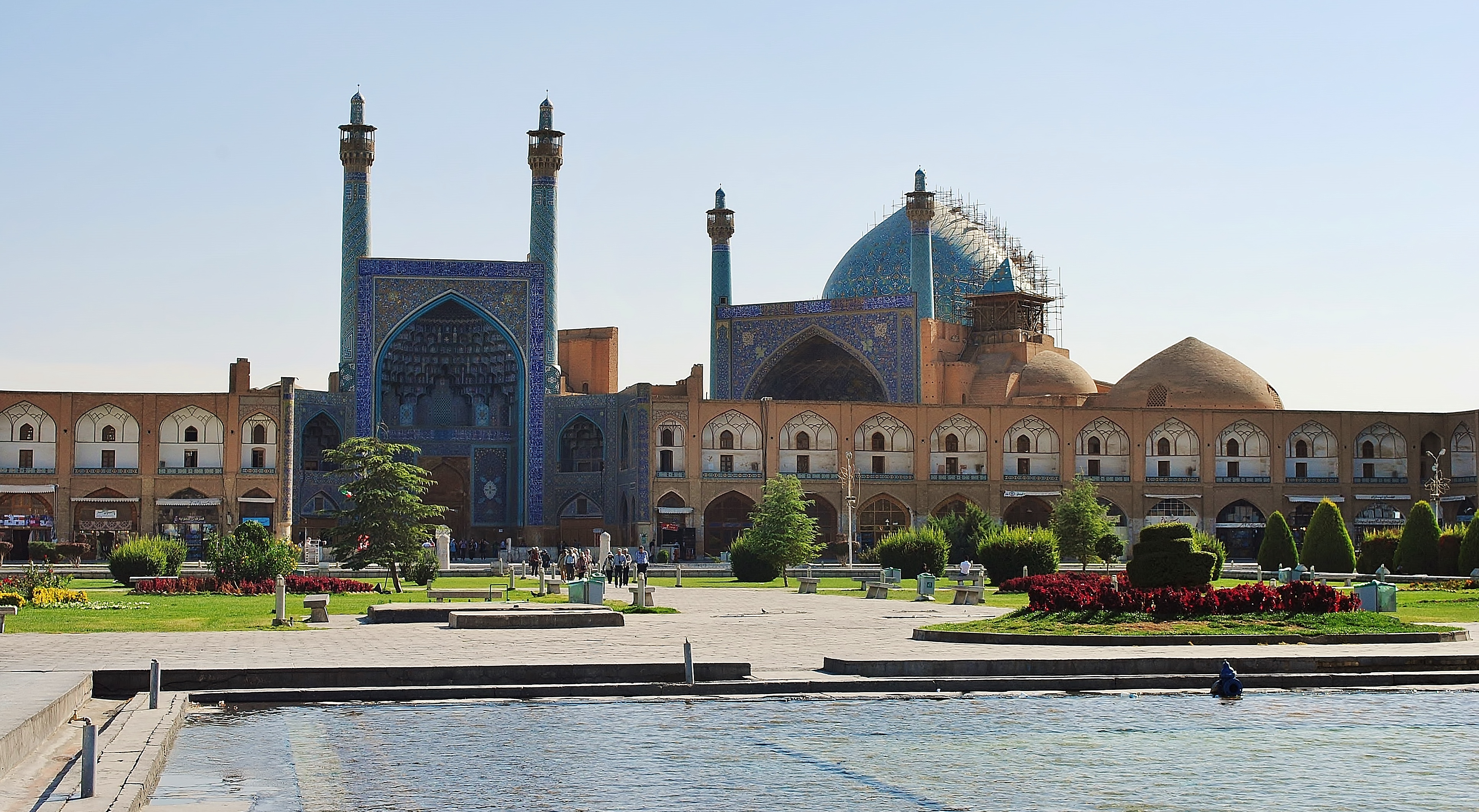 Iran; Esfahan - a mosque in Khomeini Square.