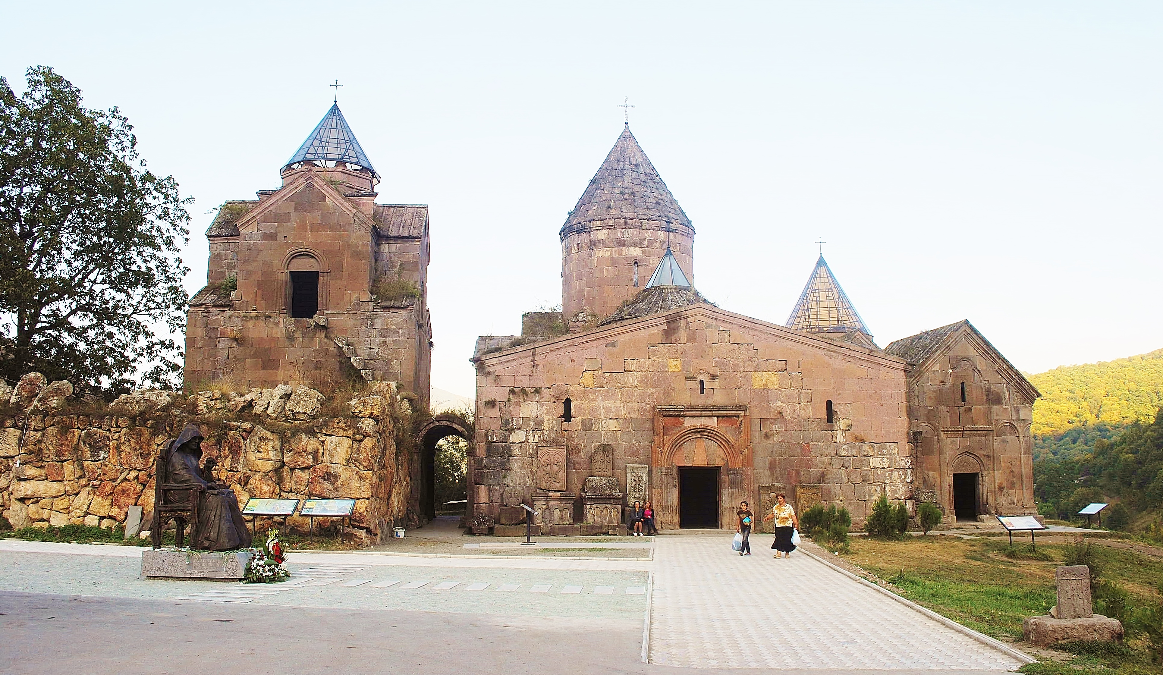 Armenia - monastera Goshavank.