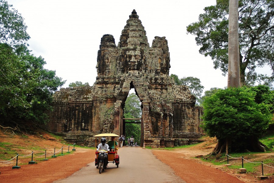 , Trip to Cambodia 2004, Compass Travel Guide