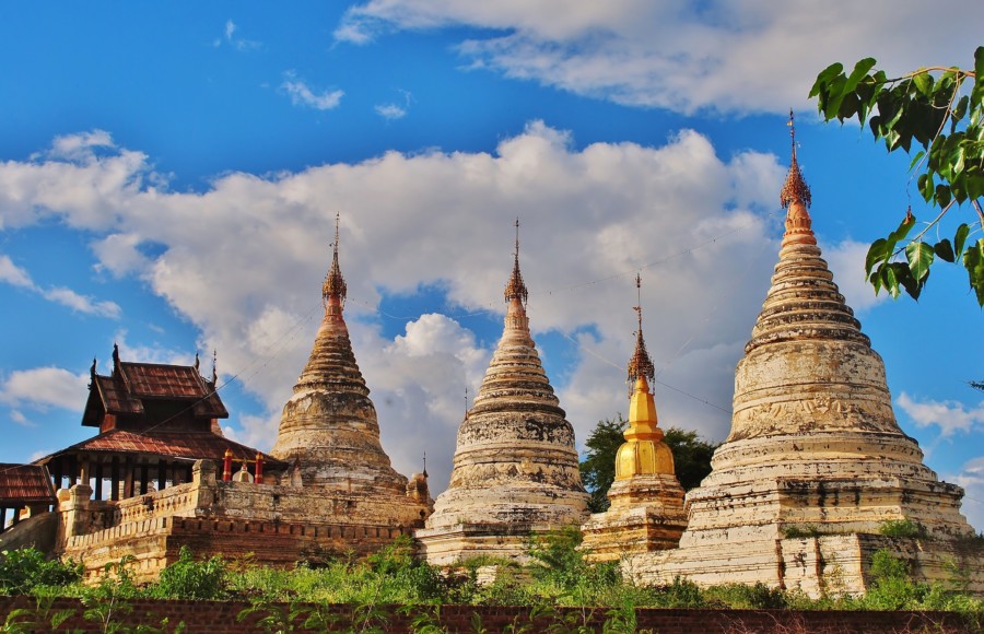 , Expedition to Burma (Myanmar) 2011, Compass Travel Guide